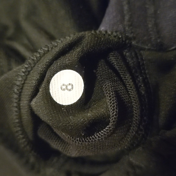 Lululemon Black Tank Top Sleeveless Built In Sports Bra Mesh Workout Racerback - Picture 3 of 4